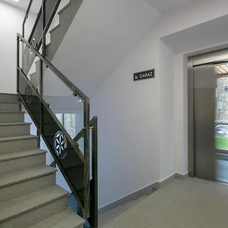 Apartament Szymanska 1 *